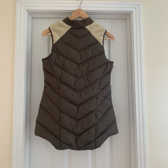 Athleta tundra responsible down vest size XS - Picture 4 of 4
